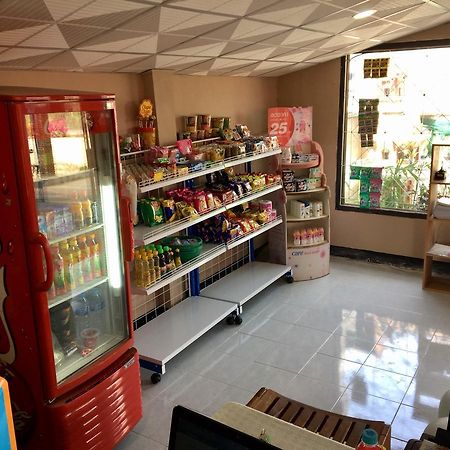 Sunshine Guesthouse Mae Sot Buitenkant foto