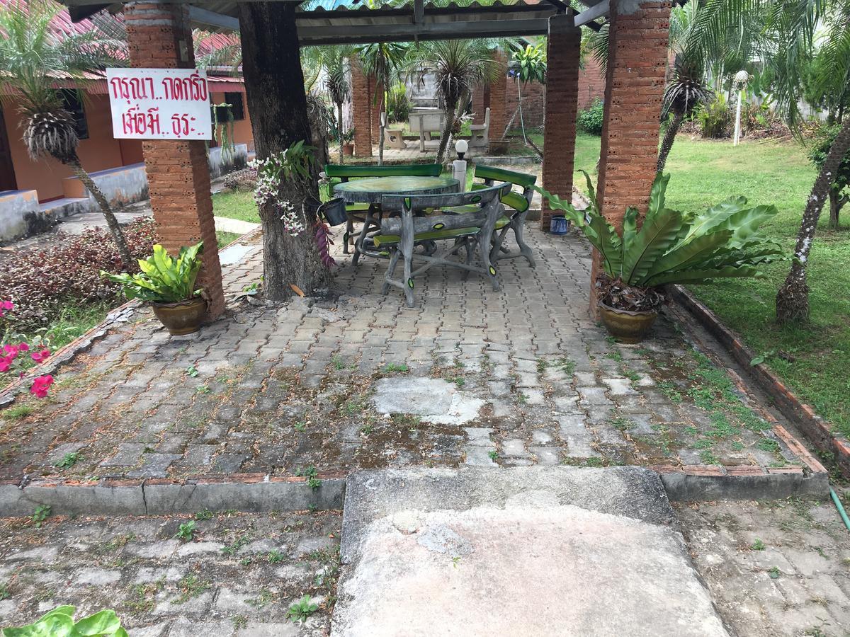 Sunshine Guesthouse Mae Sot Buitenkant foto